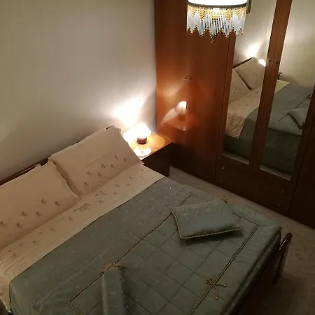 Lido Piccolo Apartment *